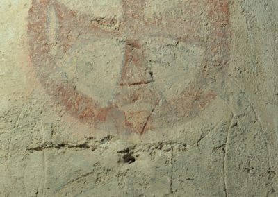 Ostwand, nördliches Weihekreuz