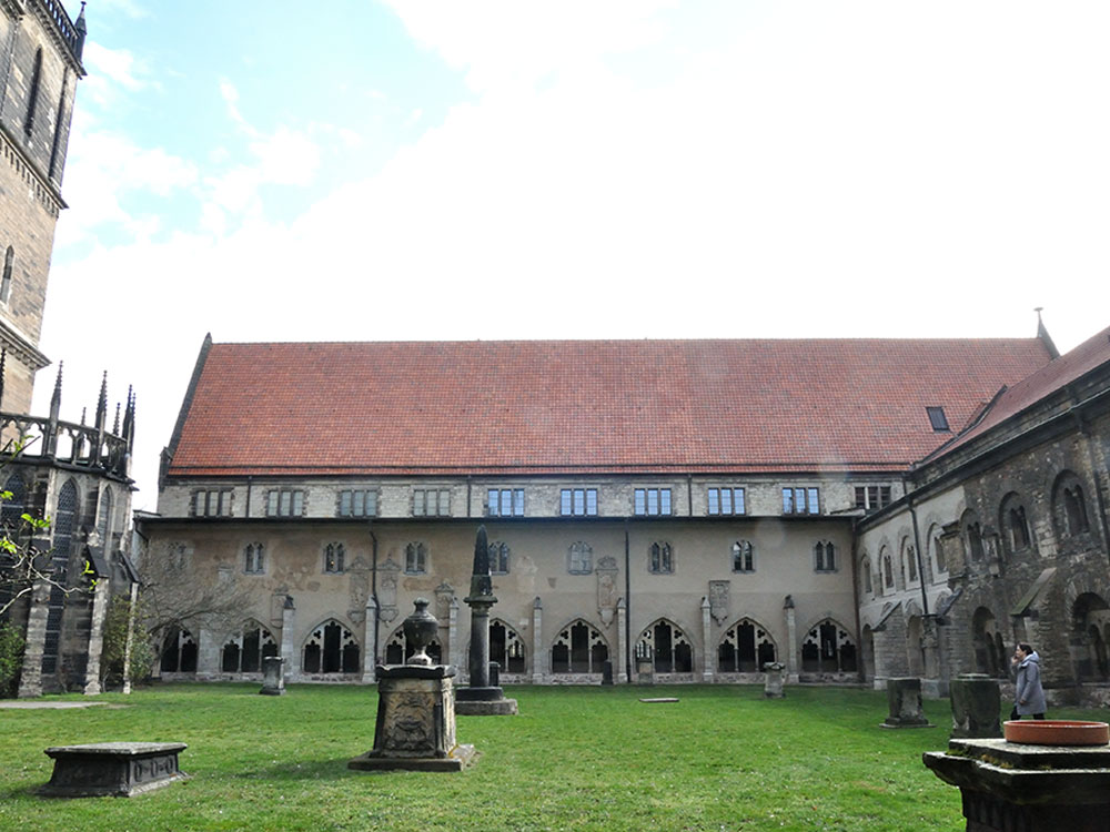 Dom St. Mauritius und St. Katharina: Ostflügel des Klausurtraktes